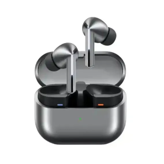 Samsung Galaxy Buds3 Pro R630 Wireless Charging Earbuds White & Black Samsung Galaxy Buds3 Pro R630 Wireless Charging Earbuds White & Black