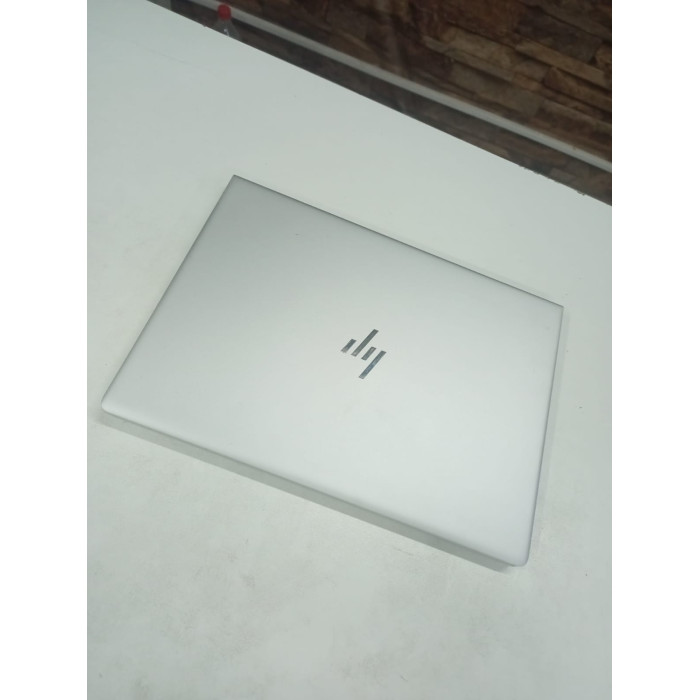 hp elite book 735 g5 rizen 5 2500u 8/256 hp elite book 735 g5 rizen 5 2500u 8/256